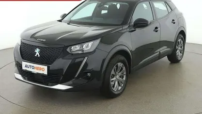 Gebraucht Peugeot e-2008 Active 100 kW (136 PS) 2021 Schwarz SUV