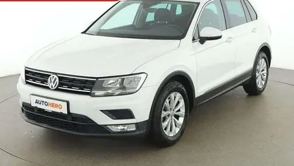 Weiß Gebraucht 2016 VW Tiguan Comfortline SUV | € 15.190 (Guter Preis)
