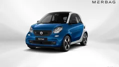 Midnight blau metallic Gebraucht 2018 Smart ForTwo Electric Drive Coupé | € 9.990
