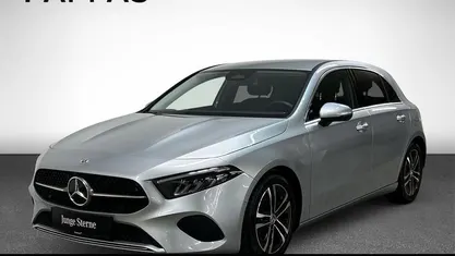 Hightechsilber metal Gebraucht 2024 Mercedes A180 Edition Limousine | € 31.750 (Fairer Preis)