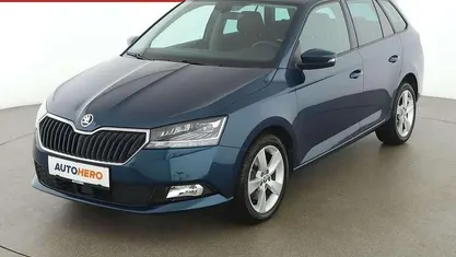 Blau Gebraucht 2021 Skoda Fabia Style Kleinwagen | € 17.490 (Guter Preis)