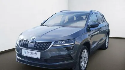 Schwarz Gebraucht 2022 Skoda Karoq Style SUV | € 20.990 (Fairer Preis)