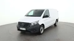 Weiß Gebraucht 2021 Mercedes Vito Van / Kleinbus | € 28.788 (Guter Preis)