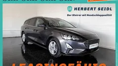 Grau Gebraucht 2021 Ford Focus Titanium Kombi | € 14.880 (Fairer Preis)