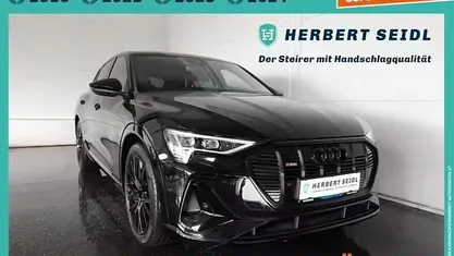 Gebraucht Audi e-tron Black Edition 230 kW (313 PS) 2023 Schwarz SUV