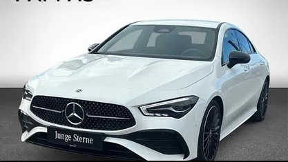 Polarweiß Gebraucht 2024 Mercedes CLA200 AMG Line Premium Coupé | € 41.900 (Guter Preis)