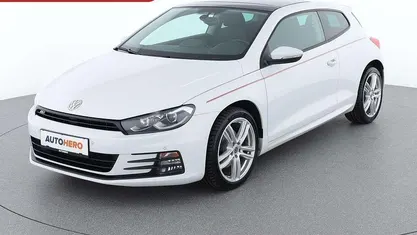 Weiß Gebraucht 2017 VW Scirocco Sport Coupé | € 17.990