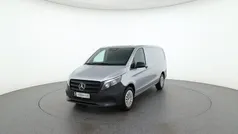 Arktikweiß Gebraucht 2024 Mercedes Vito Van / Kleinbus | € 35.990 (Guter Preis)