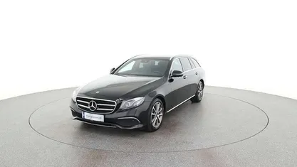 Obsidianschwarz metallic Gebraucht 2018 Mercedes E220 Edition Kombi | € 31.900 (Fairer Preis)