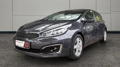 Grau Gebraucht 2017 Kia Ceed Kleinwagen | € 9.333 (Fairer Preis)