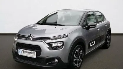 Grau Gebraucht 2024 Citroën C3 PureTech Limousine | € 14.890 (Fairer Preis)