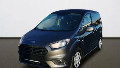 Gebraucht 2020 Ford Tourneo Courier Trend Van / Kleinbus | € 18.800
