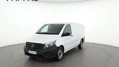Arktikweiß Gebraucht 2021 Mercedes Vito Van / Kleinbus | € 27.990 (Guter Preis)