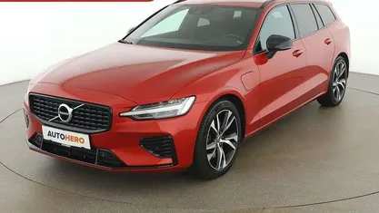 Gebraucht 2022 Volvo V60 Plus Kombi | € 36.490 (Etwas zu teuer)