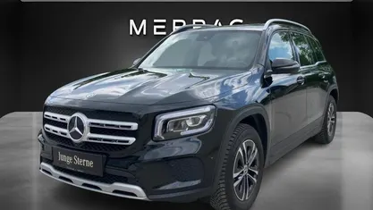 Nachtschwarz Gebraucht 2023 Mercedes GLB200 SUV | € 41.990 (Fairer Preis)