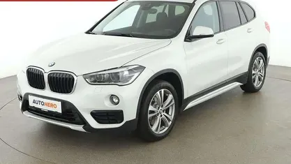 Weiß Gebraucht 2016 BMW X1 Sport Line SUV | € 19.990 (Superpreis)