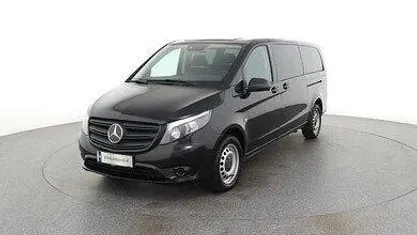 Obsidianschwarz meta Gebraucht 2022 Mercedes Vito Van | € 75.588