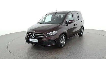 Gebraucht 2024 Mercedes T180 Style Van / Kleinbus | € 39.588