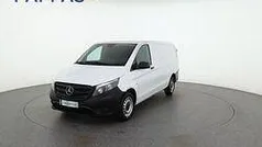 Arktikweiß Gebraucht 2021 Mercedes Vito Van / Kleinbus | € 23.990 (Superpreis)