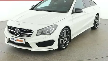 Weiß Gebraucht 2016 Mercedes CLA200 Shooting Brake AMG line Kombi | € 19.390 (Guter Preis)