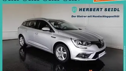 Grau Gebraucht 2017 Renault Mégane GrandTour Kombi | € 11.880 (Fairer Preis)