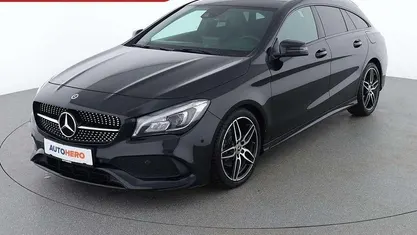 Schwarz Gebraucht 2019 Mercedes CLA200 Shooting Brake AMG line Kombi | € 22.990 (Fairer Preis)