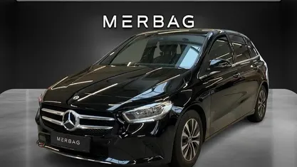 Nachtschwarz Gebraucht 2020 Mercedes B180 Van / Kleinbus | € 20.990 (Guter Preis)