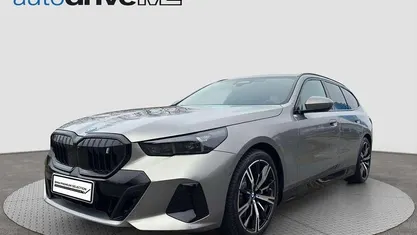 Gebraucht BMW i5 M Sport 250 kW (340 PS) 2026 Kombi