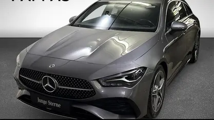 Gebraucht Mercedes CLA200 Shooting Brake AMG line 150 PS (110 kW) 2024 Grau Kombi