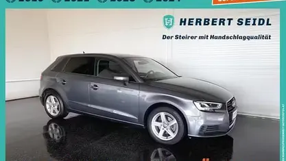 Gebraucht Audi A3 Design 116 PS (85 kW) 2020 Grau Limousine