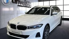 Weiß Gebraucht 2022 BMW 318 Shadowline Kombi | € 25.900 (Fairer Preis)
