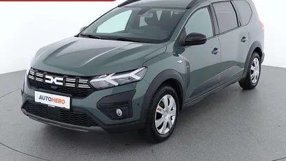 Grau Gebraucht 2023 Dacia Jogger Extreme Van / Kleinbus | € 21.690 (Fairer Preis)