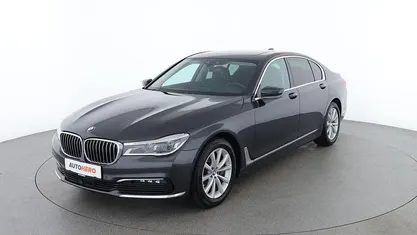 Grau Gebraucht 2018 BMW 740 Limousine | € 39.790 (Superpreis)