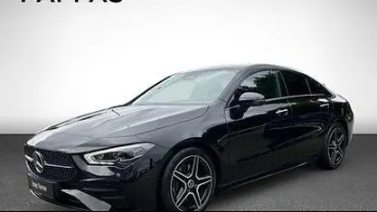Kosmosschwarz metallic Gebraucht 2024 Mercedes CLA200 Coupé | € 42.900 (Etwas zu teuer)