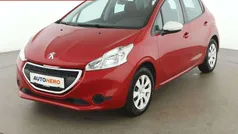 Rot Gebraucht 2015 Peugeot 208 Kleinwagen | € 7.490 (Etwas zu teuer)