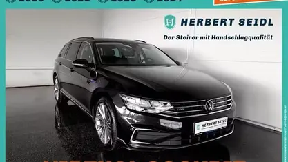 Deep black perleffekt Gebraucht 2021 VW Passat GTE Kombi | € 20.480 (Fairer Preis)