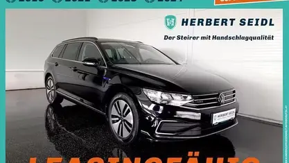 Gebraucht VW Passat GTE 156 PS (114 kW) 2022 Deepblackperleffect Kombi