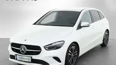 Polarweiß Gebraucht 2023 Mercedes B180 Progressive Van / Kleinbus | € 27.900 (Superpreis)