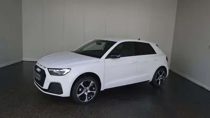 Gebraucht Audi A1 Sportback Design 95 PS (69 kW) 2024 Weiss normal Kleinwagen