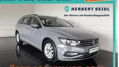 Grau Gebraucht 2022 VW Passat Business Kombi | € 21.980 (Fairer Preis)