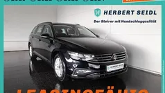 Schwarz Gebraucht 2022 VW Passat Business Kombi | € 21.980 (Fairer Preis)