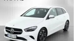 Polarweiß Gebraucht 2023 Mercedes B180 Van / Kleinbus | € 32.900 (Fairer Preis)