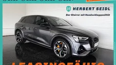 Gebraucht 2022 Audi e-tron S-Line SUV | € 50.780 (Guter Preis)