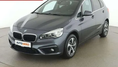 Grau Gebraucht 2015 BMW 218 Active Tourer Basis Van / Kleinbus | € 16.390 (Fairer Preis)