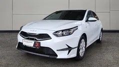 Weiß Gebraucht 2024 Kia Ceed 4 Limousine | € 23.222 (Fairer Preis)