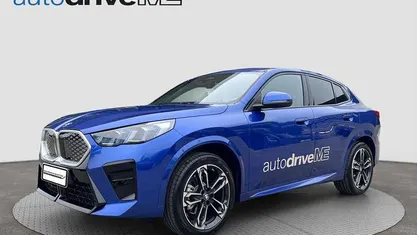 Blau Gebraucht 2025 BMW iX2 Luxury Line SUV | € 49.900 (Fairer Preis)