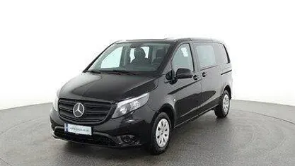 Gebraucht Mercedes Vito Classic 136 PS (100 kW) 2021 Obsidianschwarz meta Van