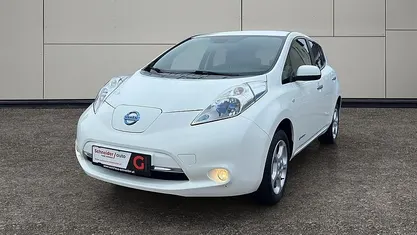 Gebraucht Nissan Leaf Acenta 80 kW (109 PS) 2014 Weiß Kleinwagen