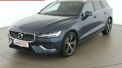 Blau Gebraucht 2020 Volvo V60 Inscription Kombi | € 26.790 (Guter Preis)