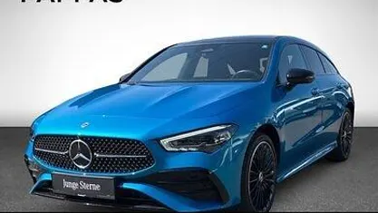 Metalliclack hyperblau Gebraucht 2024 Mercedes CLA250 Shooting Brake Kombi | € 39.900 (Fairer Preis)